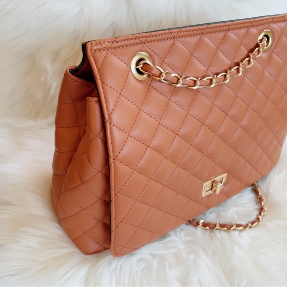 Quilted flap bag shoulder or crossbody honey beige brown gold chain - Picture 13 of 13